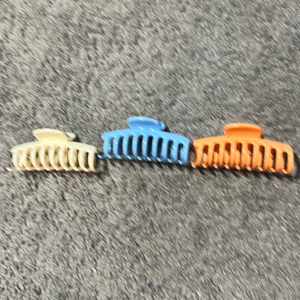 clips